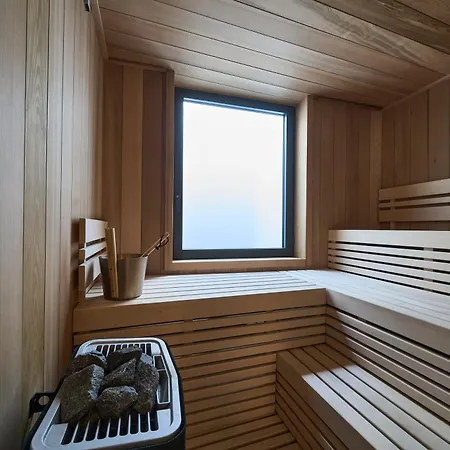 Rytola, Modern & In *