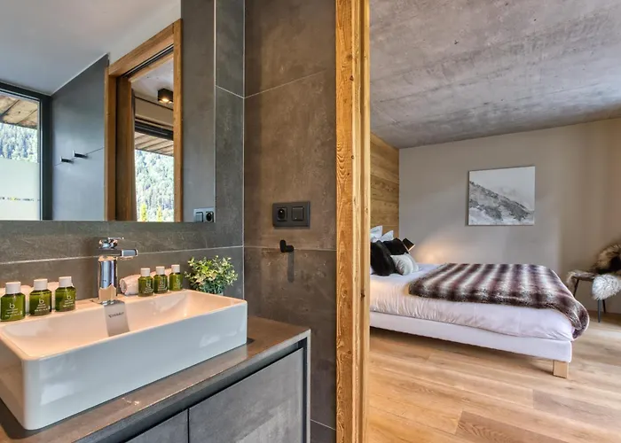 Rytola, Modern & In * Chamonix